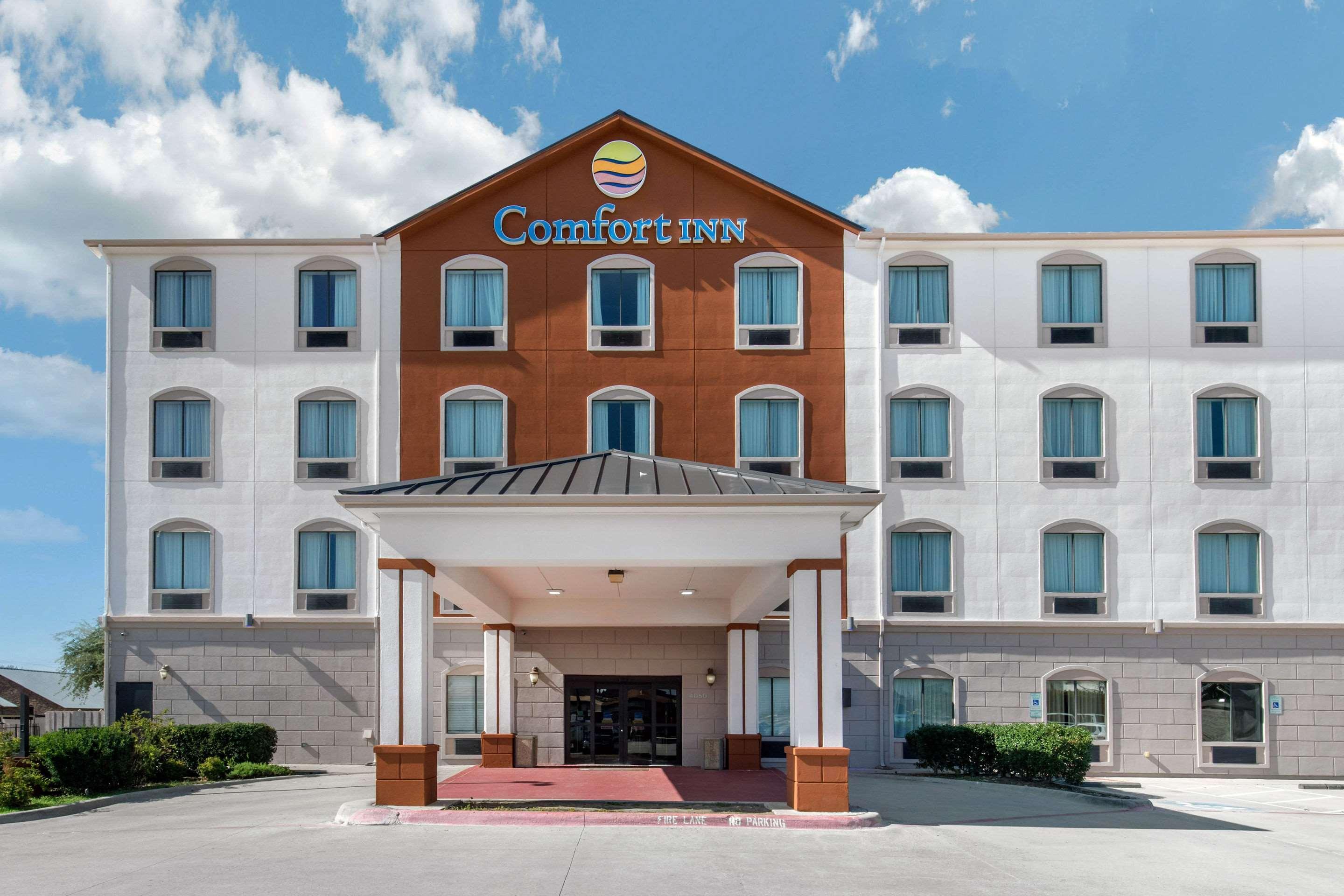Comfort Inn Near Unt Denton Exterior photo